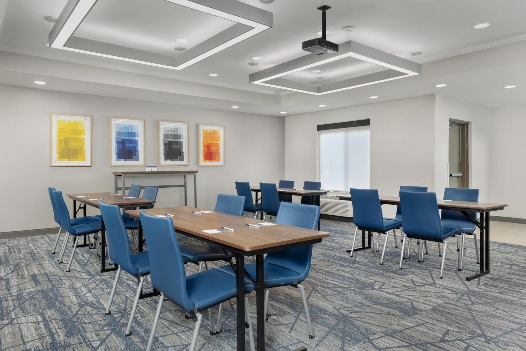 Holiday Inn Express & Suites Superior By Ihg Exterior foto